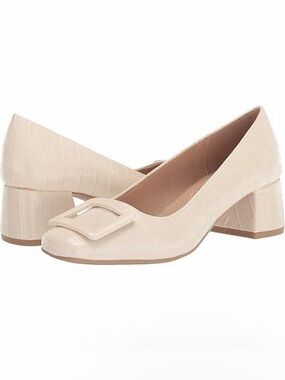 Chinese Laundry Big Ben Cream Toned Crocodile Textured Leather Block Heel